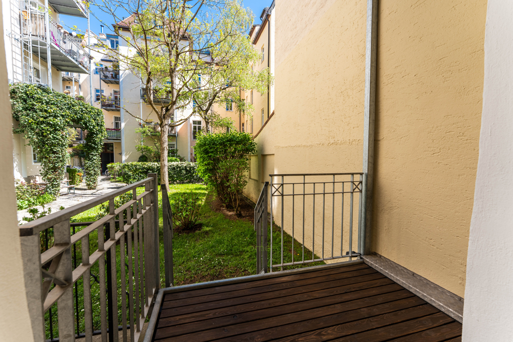 Balkon mit Garten