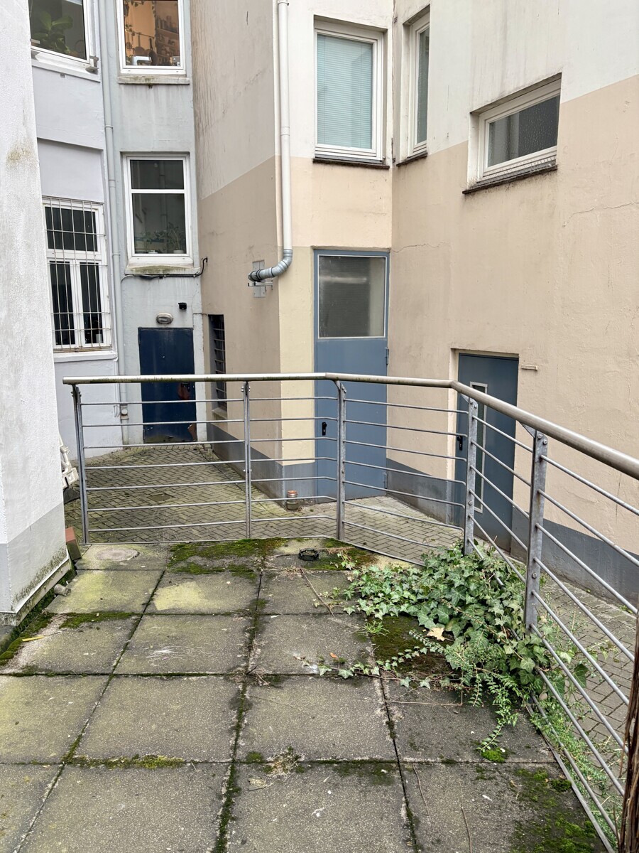 Terrasse im Innenhof