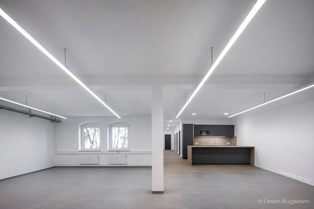 Kombinierte Büro- und Lagerfläche im modernisierten Gebäude mit guter Anbindung., 22607 Hamburg