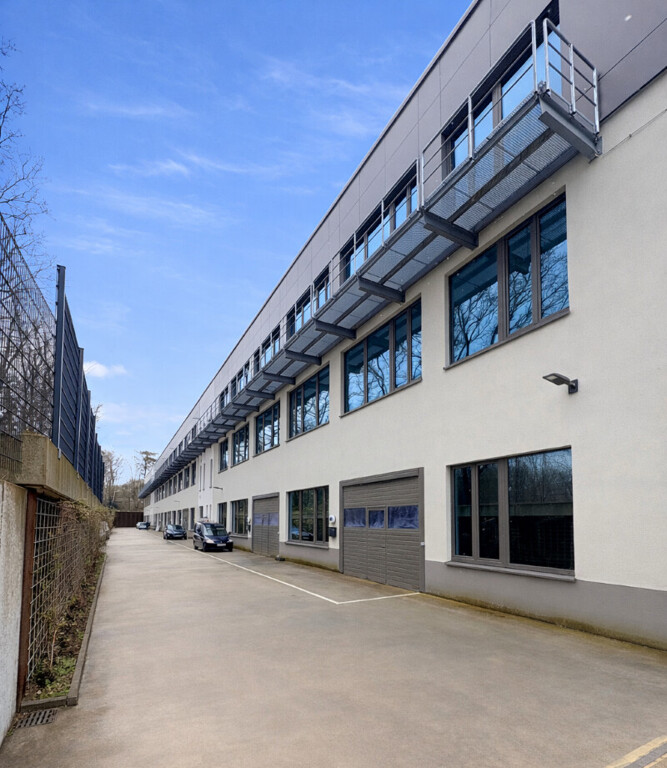 Moderne Werkstatt-, Lager- und Gewerbeflächen in Hamburgs Elbvororten, 22559 Hamburg