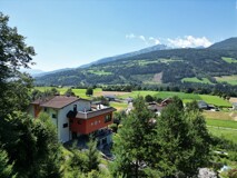 Der Traum von Eigenheim am Sonnenplateau von der Künstlerstadt Gmünd