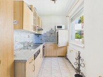 Freundliche Singlewohnung mit Lift und Wintergarten (Paracelsusgasse 16)