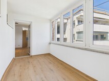 Freundliche Singlewohnung mit Lift und Wintergarten (Paracelsusgasse 16)