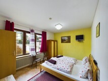 Der Traum vom eigenen Gästehaus und Betreiberwohnung mit Sonnenterrasse
