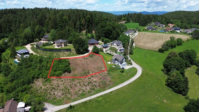 PANORAMA-BAUGRUNDSTÜCK IN MARIA RAIN – 1.099 m² MIT FERNBLICK, RUHELAGE UND BEREITS VORBEREITETER PLANUNG