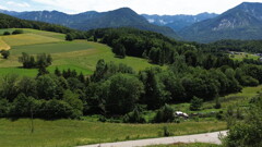 PANORAMA-BAUGRUNDSTÜCK IN MARIA RAIN – 1.099 m² MIT FERNBLICK, RUHELAGE UND BEREITS VORBEREITETER PLANUNG