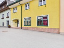 Stillvolles Stadthaus m. Wintergarten, Kachelofen & vielseitigem Nutzungspotential i. Metnitz