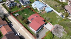 Großzügige Architektenvilla mit Doppelgarage & traumhaftem 1.300 m² Grundstück
