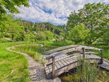 Ruheoase in Kossiach – Einfamilienhaus mit 3.000 m² Gartenparadies, Naturteich & Selbstversorgerfläche
