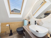 Ruheoase in Kossiach – Einfamilienhaus mit 3.000 m² Gartenparadies, Naturteich & Selbstversorgerfläche