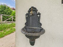 Ruheoase in Kossiach – Einfamilienhaus mit 3.000 m² Gartenparadies, Naturteich & Selbstversorgerfläche