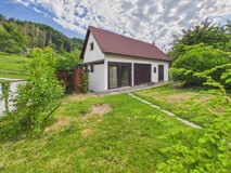 Ruheoase in Kossiach – Einfamilienhaus mit 3.000 m² Gartenparadies, Naturteich & Selbstversorgerfläche