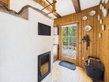 Kamin und Zugang Terrasse