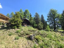 Hütte mit Grunstück