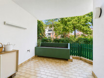 Stilvoll & modern zugleich – großzügige 4-Zimmer-Erdgeschosswohnung mit Tiefgarage in der Waffenschmiedgasse 41
