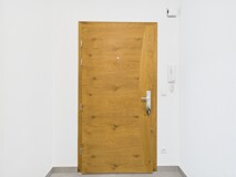 Wohnen wie im Neubau – stilvoll kernsanierte 3-Zimmer-Wohnung mit südseitiger Loggia in ruhiger Grünlage von Graz-Gösting