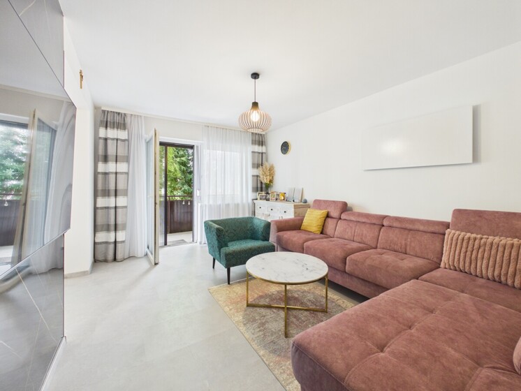 Wohnen wie im Neubau – stilvoll kernsanierte 3-Zimmer-Wohnung mit südseitiger Loggia in ruhiger Grünlage von Graz-Gösting