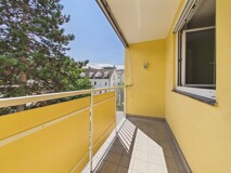 Charmante Stadtwohnung mit Loggia – 51,77 m² IN DER KHEVENHÜLLERSTRASSE