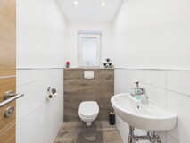 Wohntraum am Techelsberg (Schwarzendorf) – hochwertig saniertes Wohnhaus mit Einliegerwohnung und Panoramablick