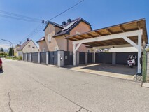 EINZIEHEN UND WOHLFÜHLEN – kernsaniertes Einfamilienhaus mit Poolanlage, Wärmepumpe + Photovoltaik