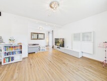 EINZIEHEN UND WOHLFÜHLEN – kernsaniertes Einfamilienhaus mit Poolanlage, Wärmepumpe + Photovoltaik