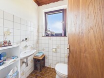Großzügiges Zweifamilienhaus mit über 3.200 m² Grund – vielseitiges Entwicklungs & Nutzungspotenzial
