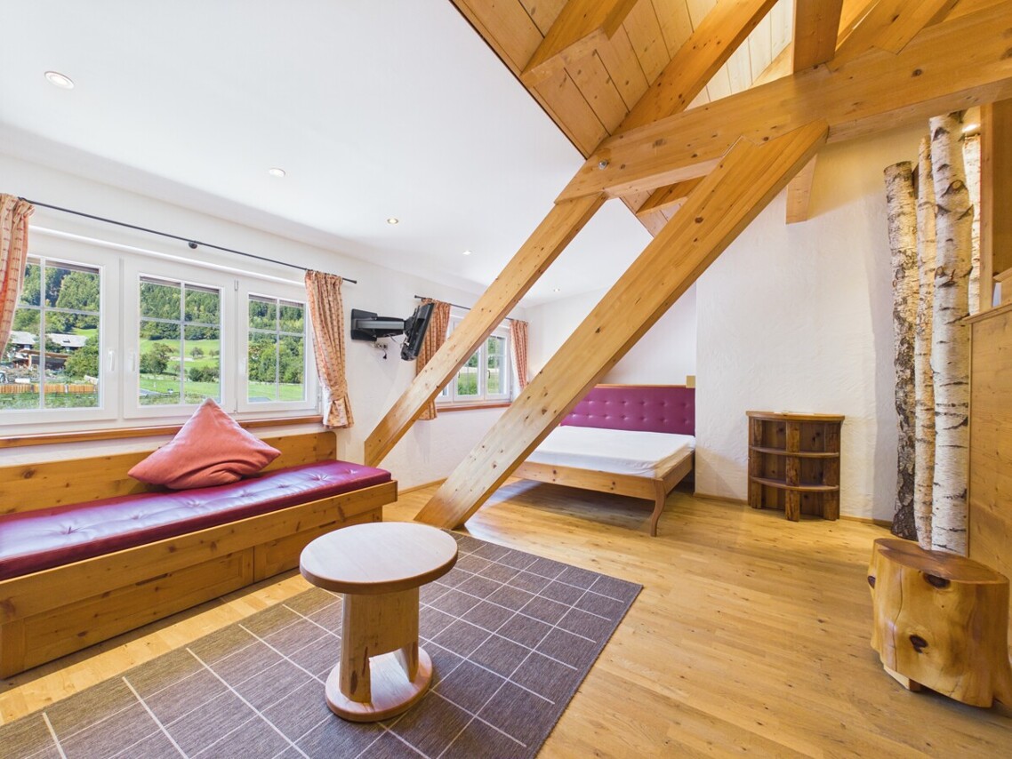 Freizeitwohnsitz am Ossiacher See – alpine Maisonette mit privatem Wellnesskomfort & Resort-Infrastruktur