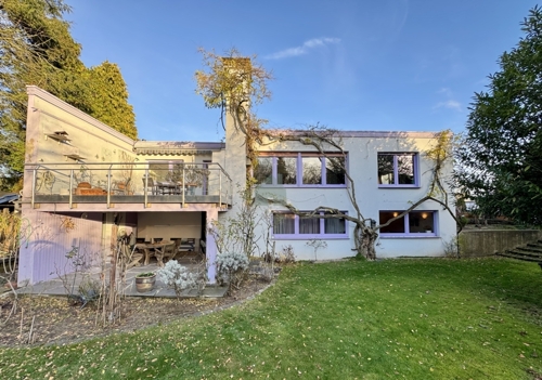 Rückansicht des Bungalows