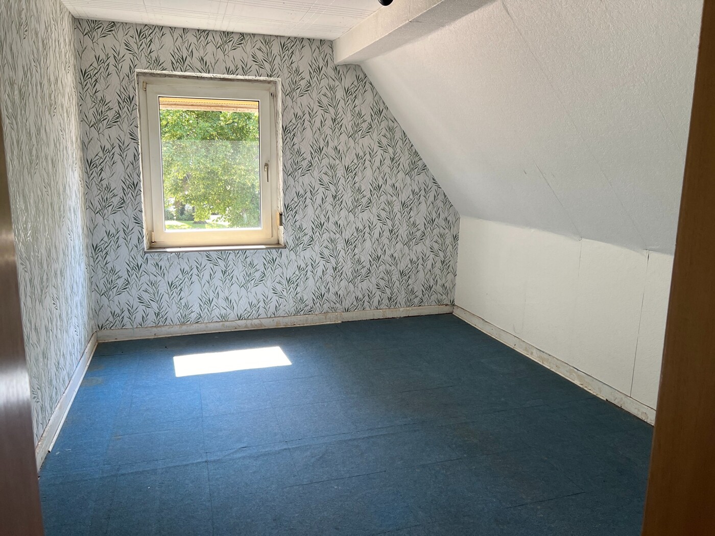 Schlafzimmer DG