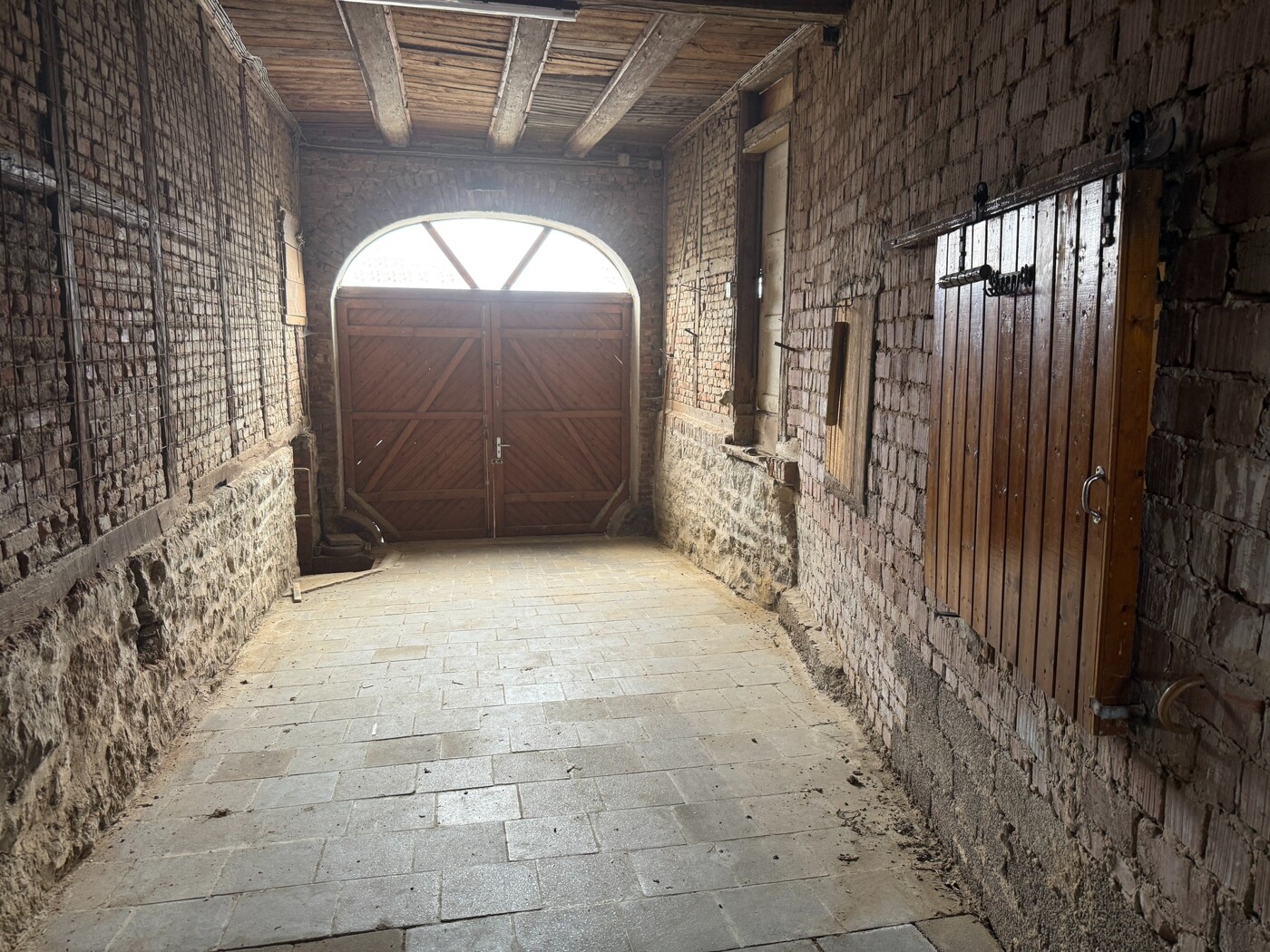 Grundstückseinfahrt