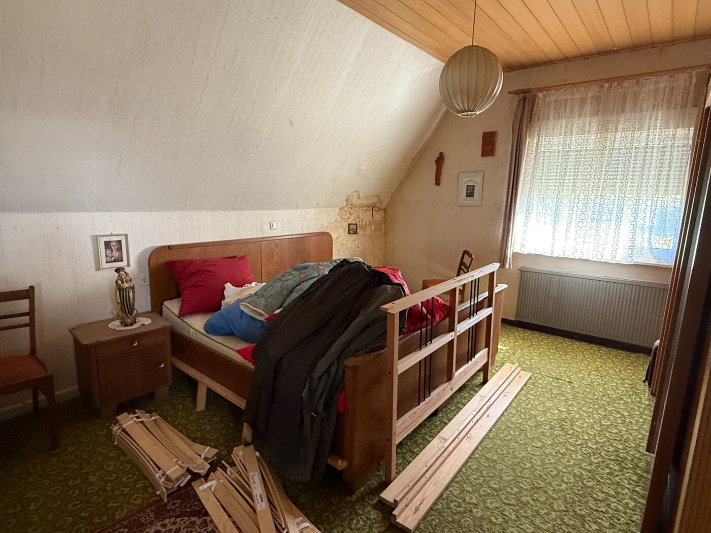 Schlafzimmer Nr.1 DG