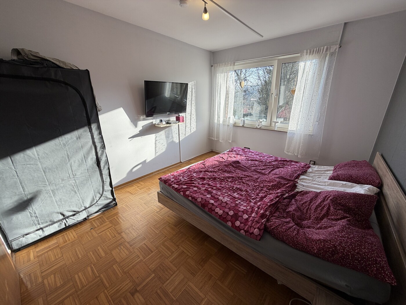 Schlafzimmer UG