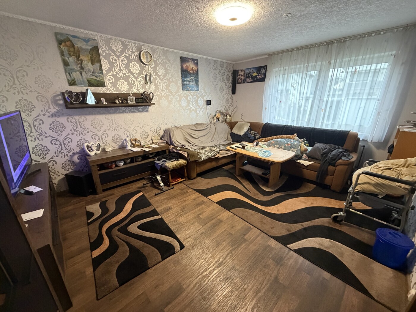 Wohnzimmer  EG rechts