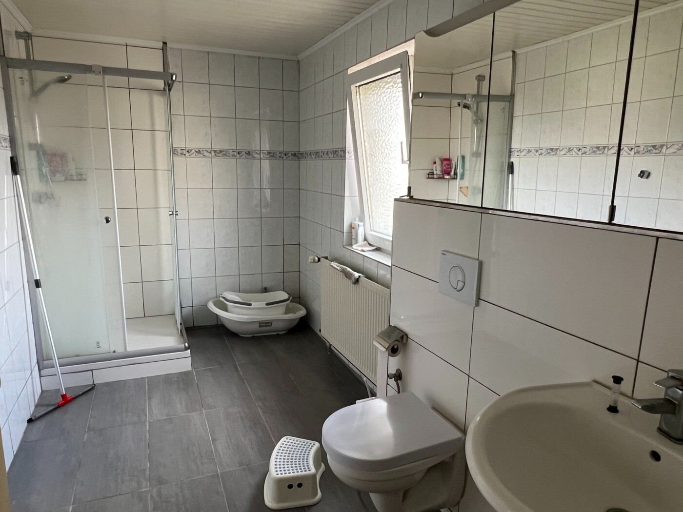 Badezimmer 1.OG