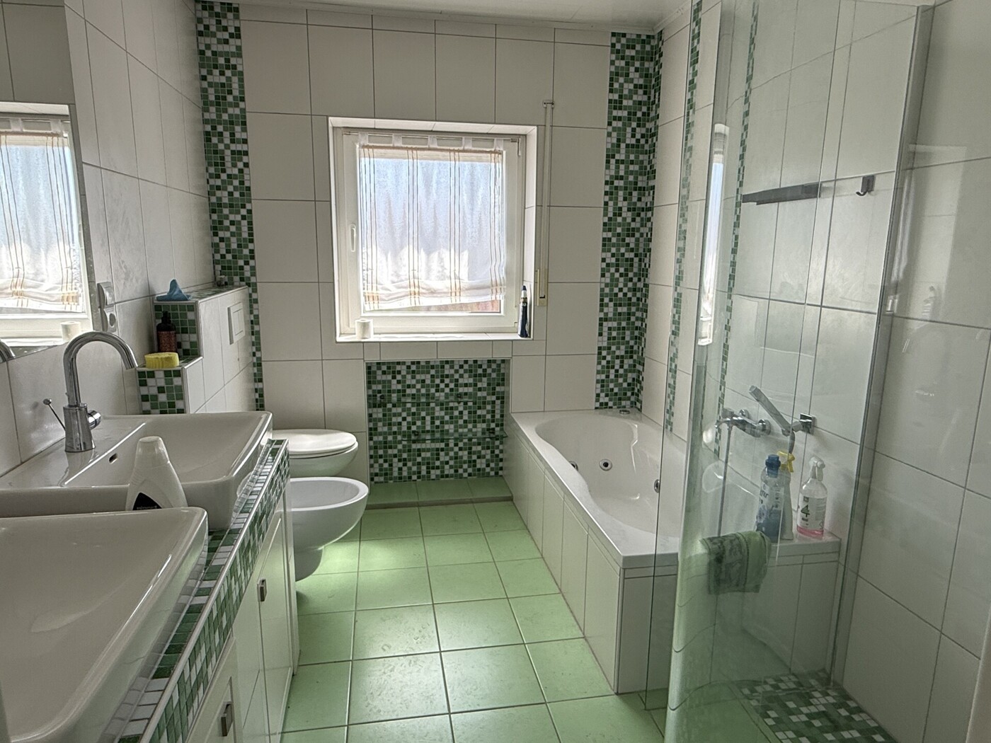 Badezimmer EG