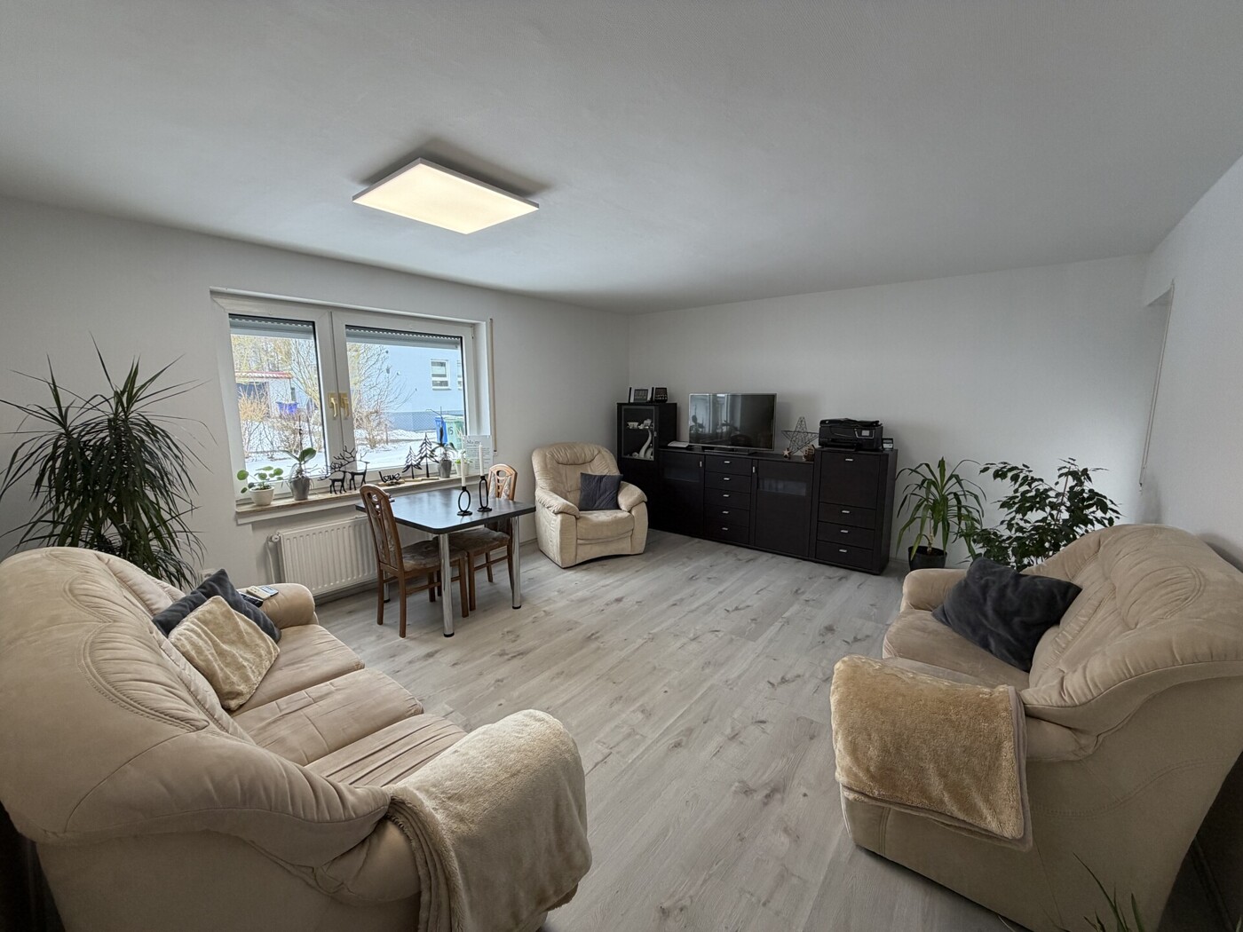 Wohnzimmer EG links