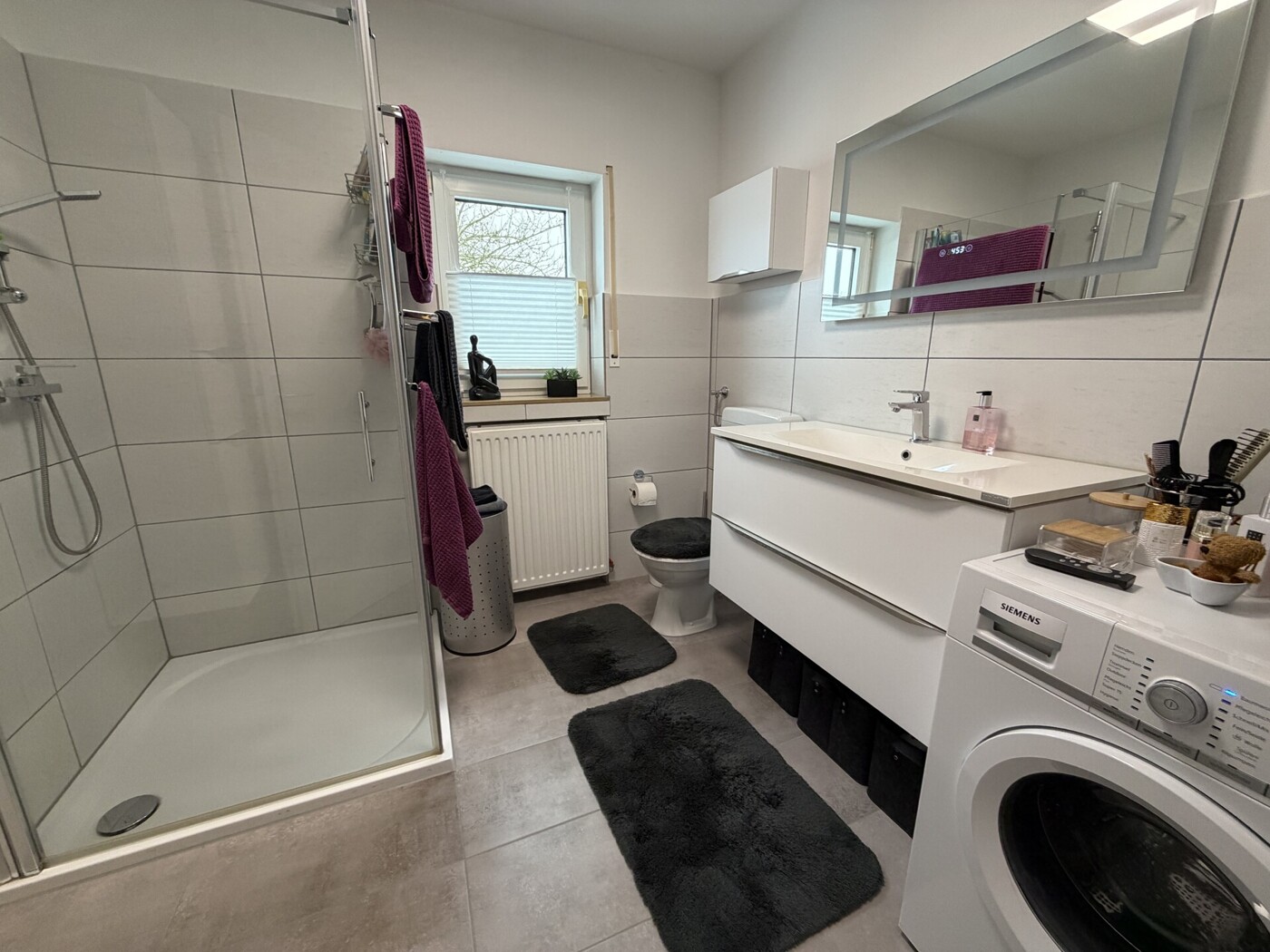 Badezimmer EG links