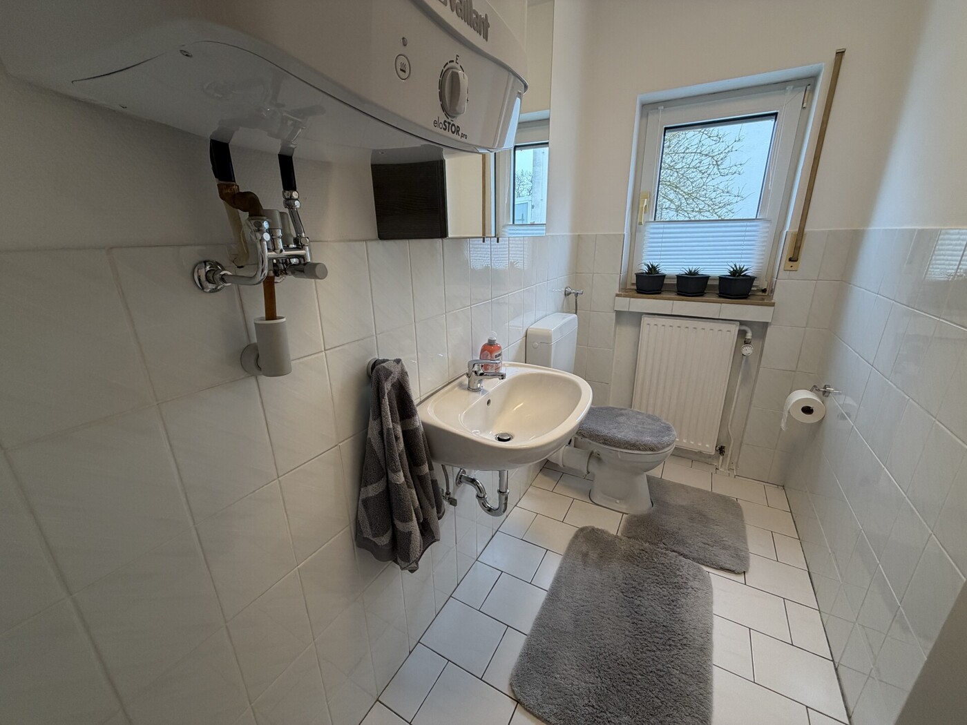 Gäste-WC EG links