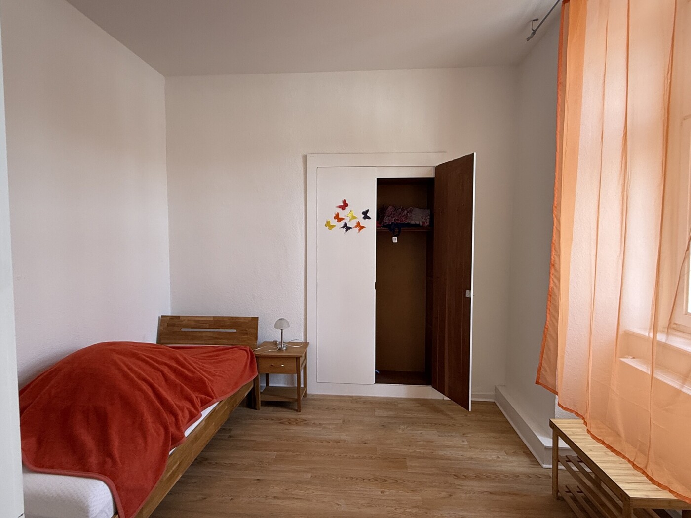Ankleidezimmer am Schlafzimmer 1.OG