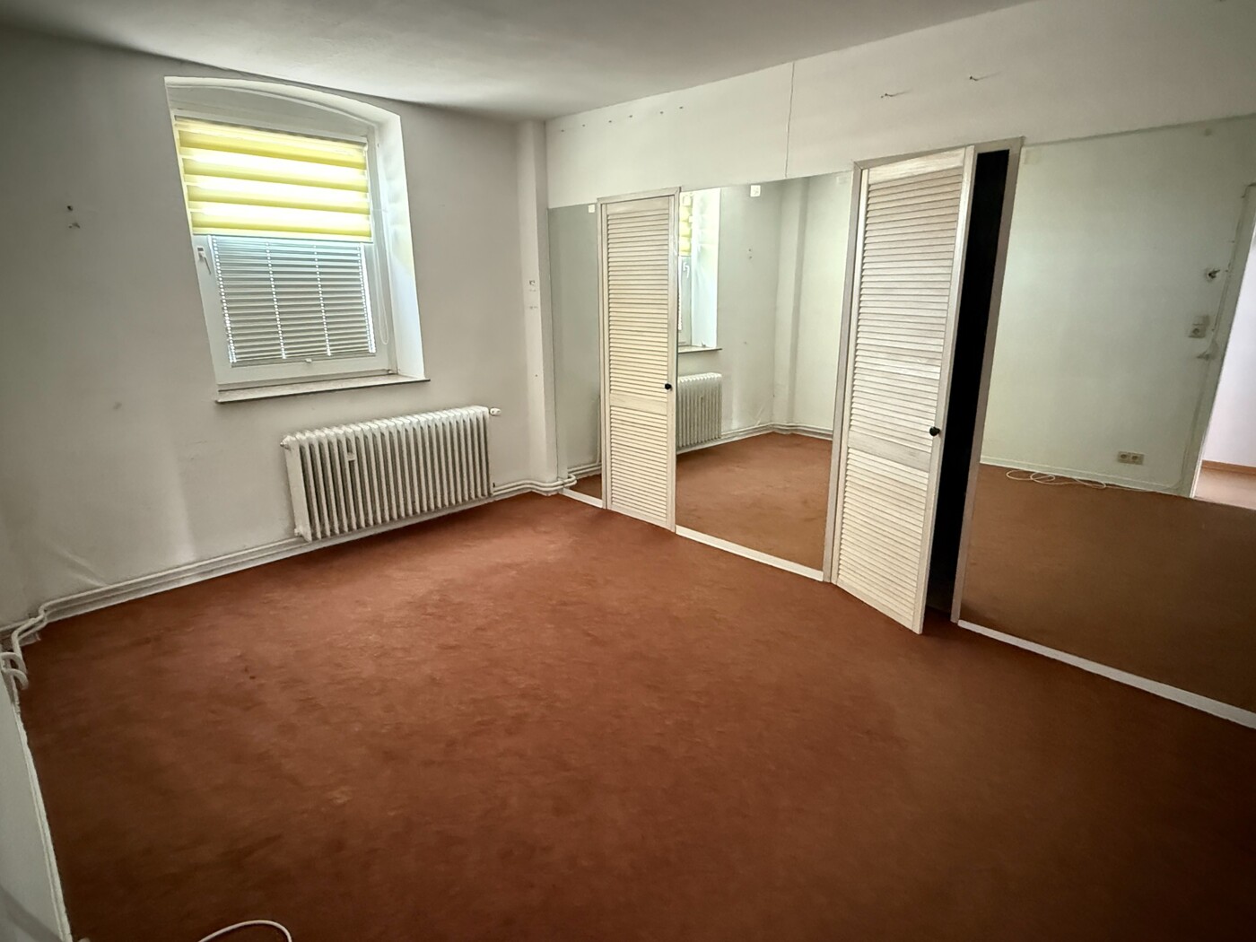 Schlafzimmer mit begehbaren Kleiderschrank DG WHG Nr.3