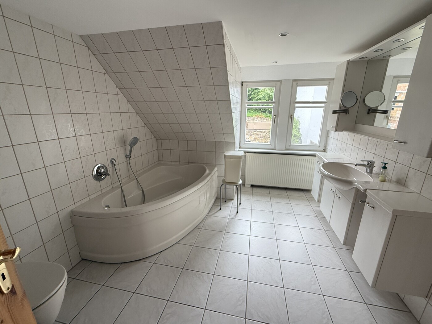 Badezimmer DG