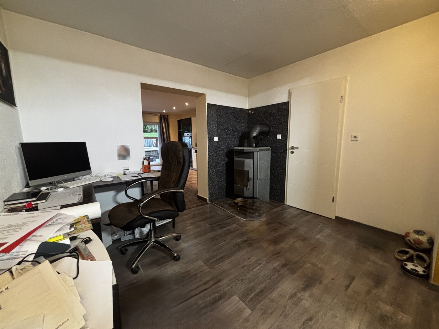 Arbeitsbereich im Wohnzimmer EG WHG 1