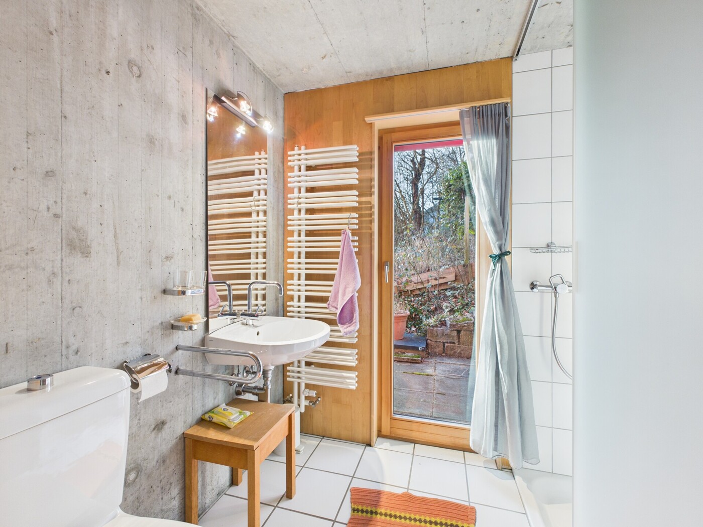 CAM05473G0-PR0026-STILL013