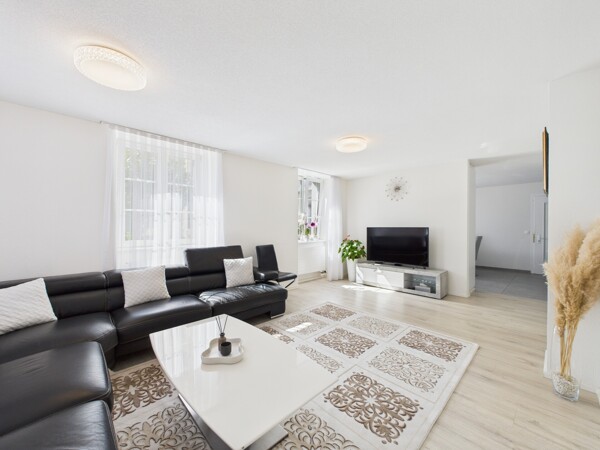 CAM05473G0-PR0018-STILL009