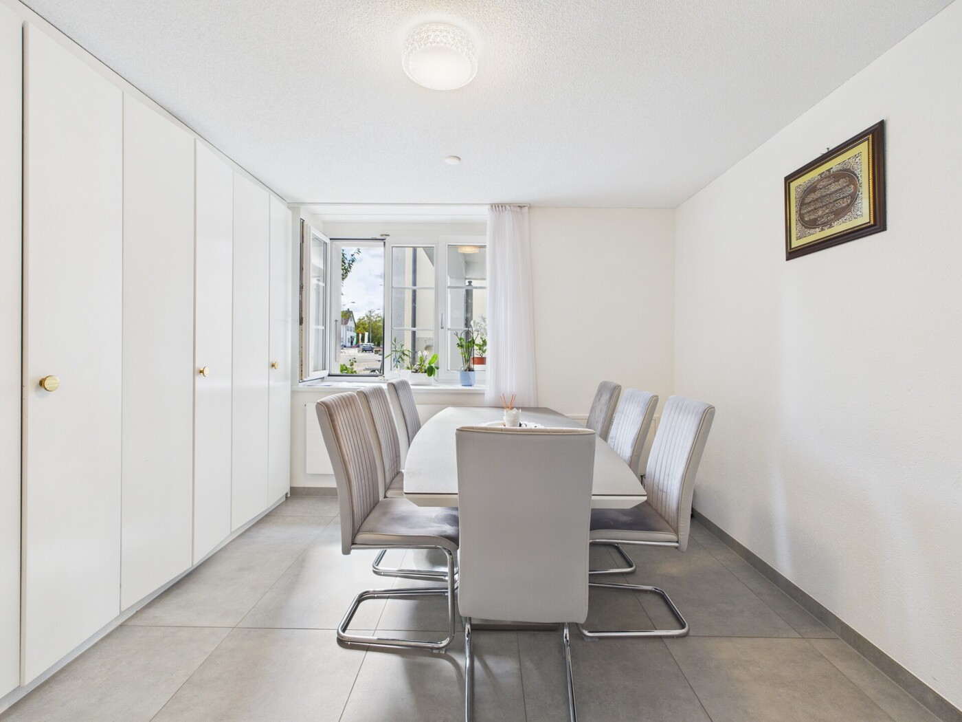 CAM05473G0-PR0018-STILL014