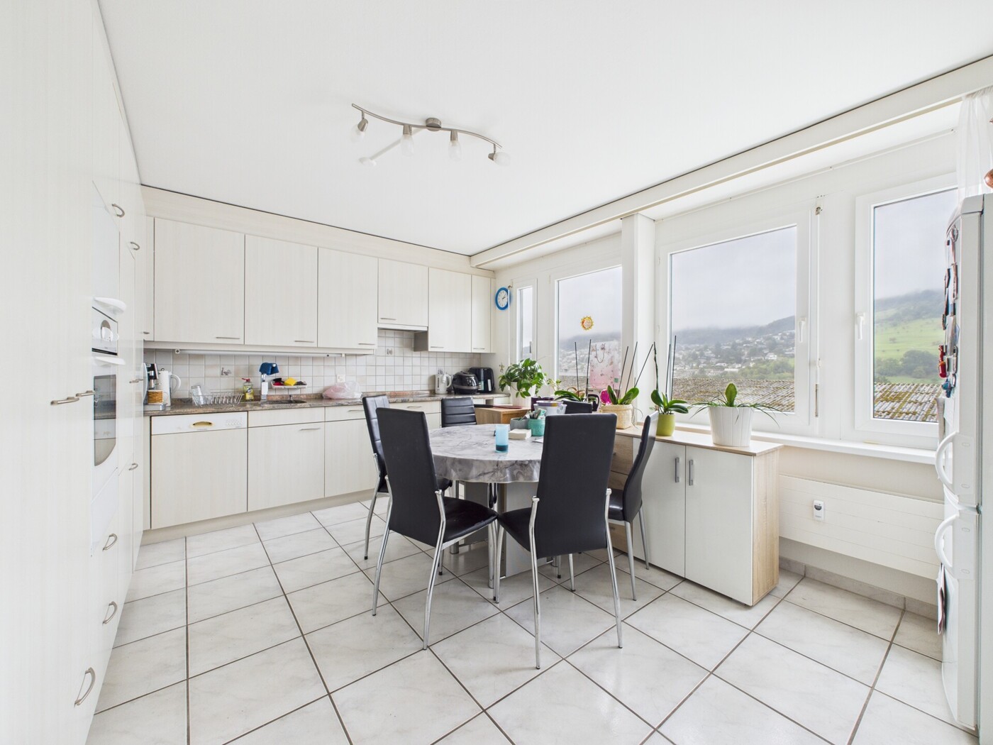 CAM05473G0-PR0019-STILL004