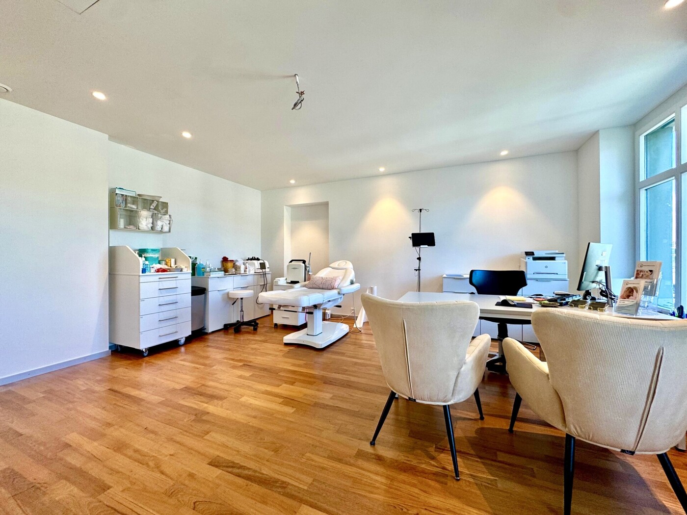 a8fbc7a3-e2a6-4a91-80f2-fa1bc5561348