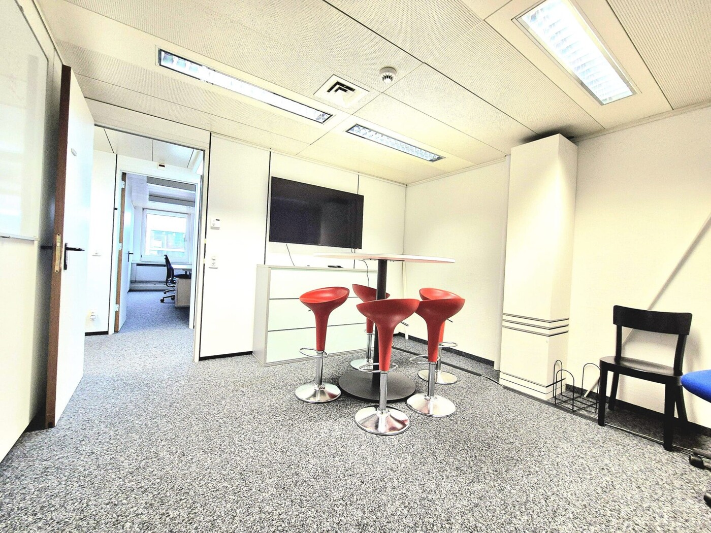 404e602f-5328-453a-899c-5b97ad967960