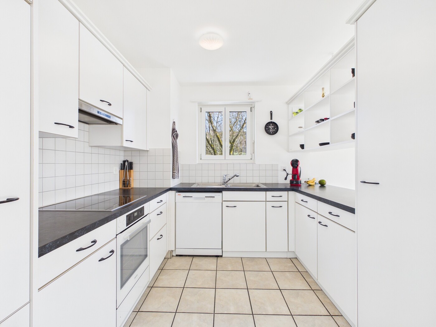 CAM05473G0-PR0030-STILL009