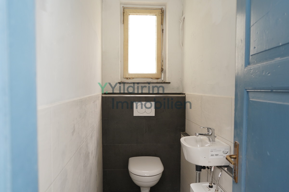 Halle Gäste WC
